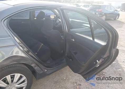 2010 Honda Accord 2.4 Lx from USA, damaged, VIN 1HGCP2F35AA015323